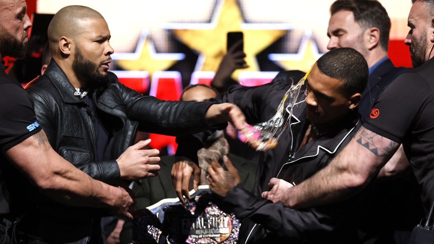 Sốc với drama Chris Eubank Jr... đập quả trứng vào mặt Conor Benn trước ngày so găng Sốc với drama Chris Eubank Jr... đập quả trứng vào mặt Conor Benn trước ngày so găng