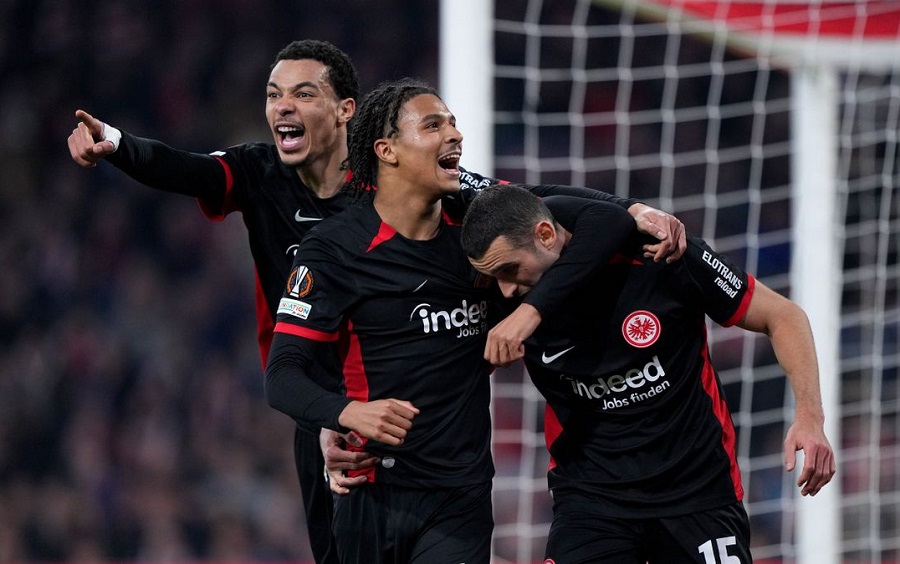 Dự đoán Frankfurt vs Ajax, 0h45 ngày 14/3, Europa League 2024/25