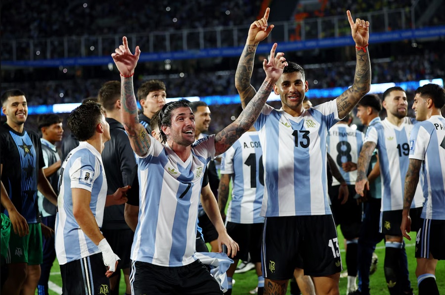 Argentina nới rộng khoảng cách dẫn trước Brazil trong lịch sử như thế nào?