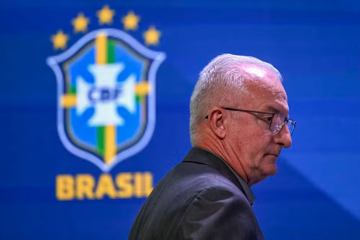 Chìm trong khủng hoảng, Brazil loại bỏ HLV thứ tư kể từ sau World Cup 2022