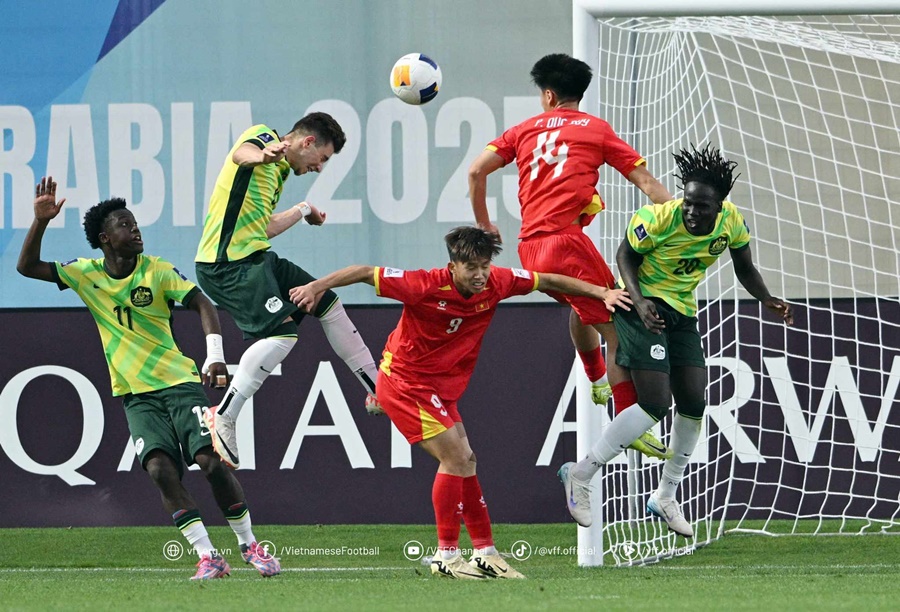 U17 Việt Nam kiên cường cầm hòa U17 Australia