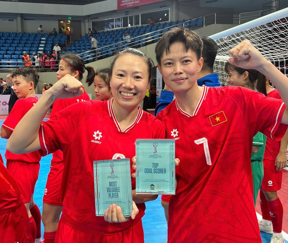 U17 Việt Nam bị loại nghiệt ngã, giấc mơ World Cup trông vào các cô gái vàng