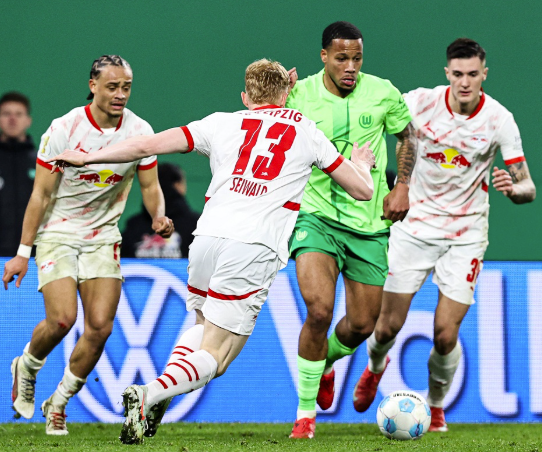 Nhận định bóng đá Wolfsburg vs Leipzig: Tiếp cận top 4