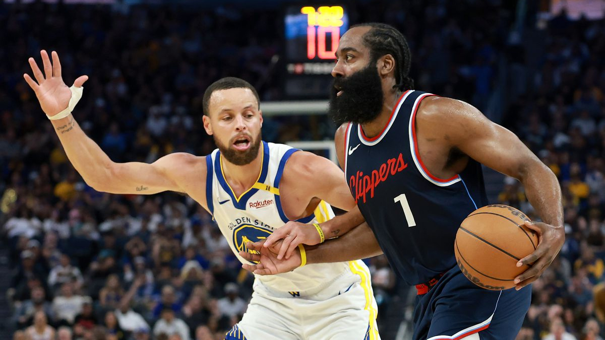 Golden State Warriors thua đau LA Clippers trong hiệp phụ, bị đẩy xuống nhóm Play-in Golden State Warriors thua đau LA Clippers trong hiệp phụ, bị đẩy xuống nhóm Play-in