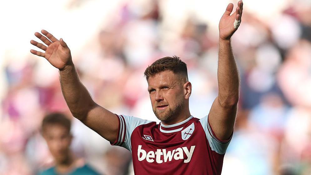 Dự đoán West Ham vs Southampton, 21h00 ngày 19/4, Ngoại hạng Anh 2024/25