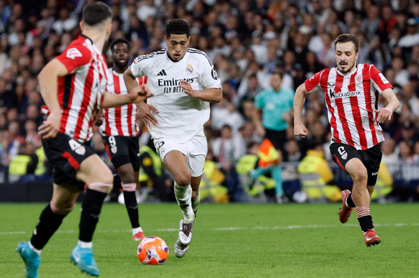 Real Madrid tuyên chiến với trọng tài: “Họ muốn đuổi chúng tôi khỏi La Liga!” Real Madrid tuyên chiến với trọng tài: “Họ muốn đuổi chúng tôi khỏi La Liga!”