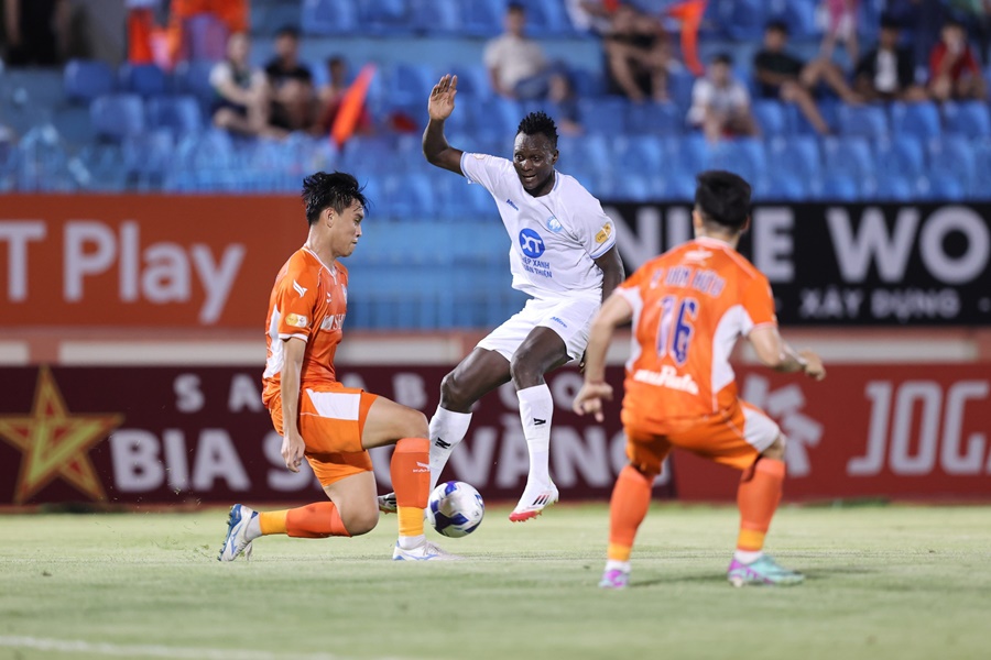 Kết quả b&oacute;ng đ&aacute; V.League 2024/25 v&ograve;ng 20 h&ocirc;m nay mới nh&acirc;́t