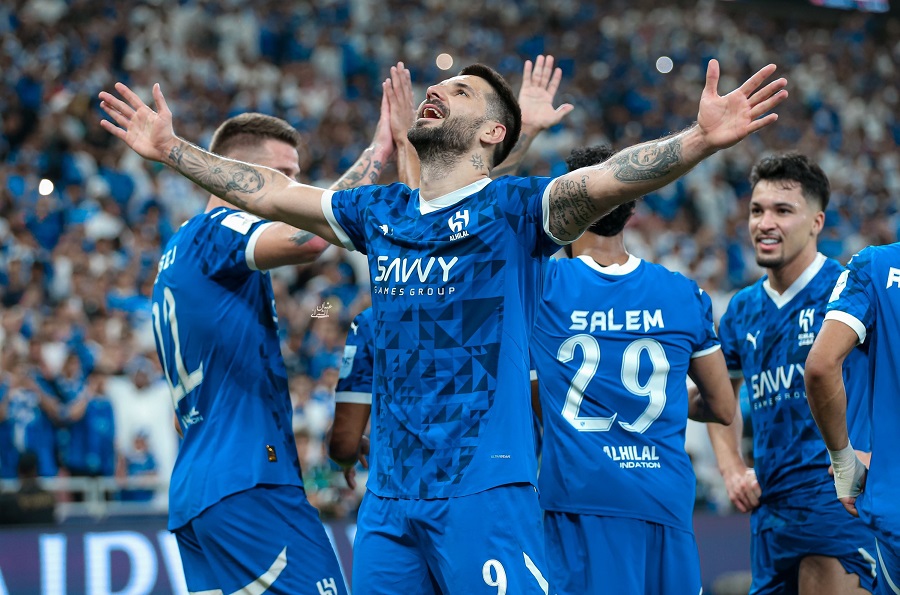 Al Hilal đợi Cristiano Ronaldo bằng chiến thắng lịch sử ở Champions League
