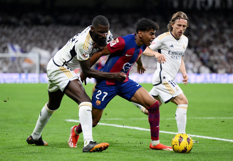 Tỷ lệ bóng đá trận Barcelona vs Real Madrid, 3h00 ngày 27/4, Copa del Rey