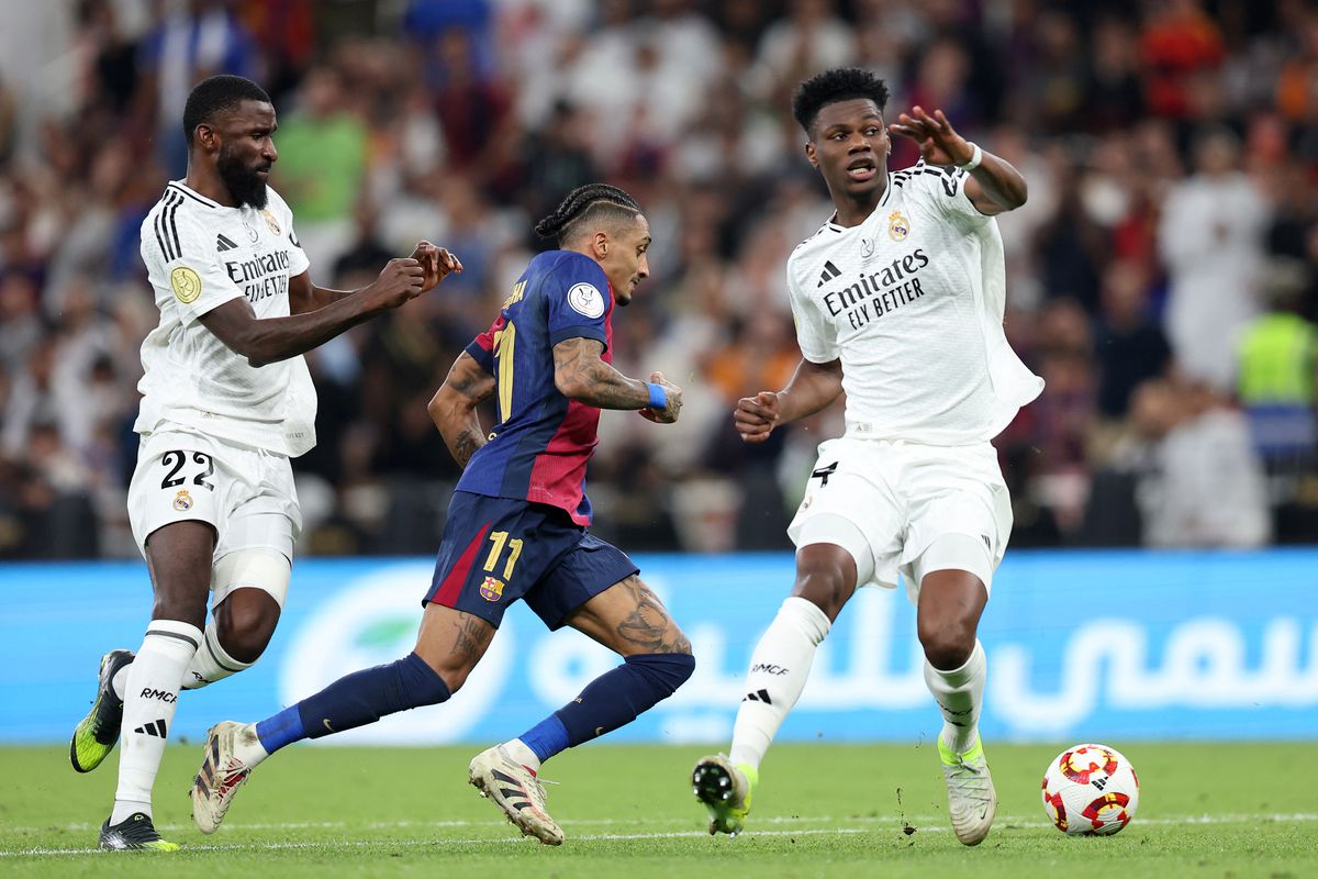 Đội hình ra sân Barcelona vs Real Madrid: Mbappe không đá chính