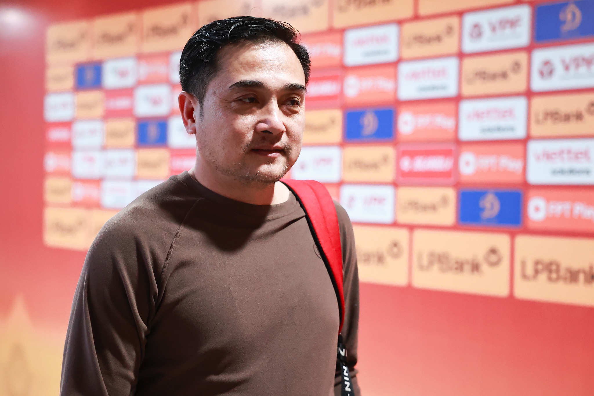 Đang đua vô địch V.League, HLV Đức Thắng bất ngờ chia tay Thể Công Viettel Đang đua vô địch V.League, HLV Đức Thắng bất ngờ chia tay Thể Công Viettel