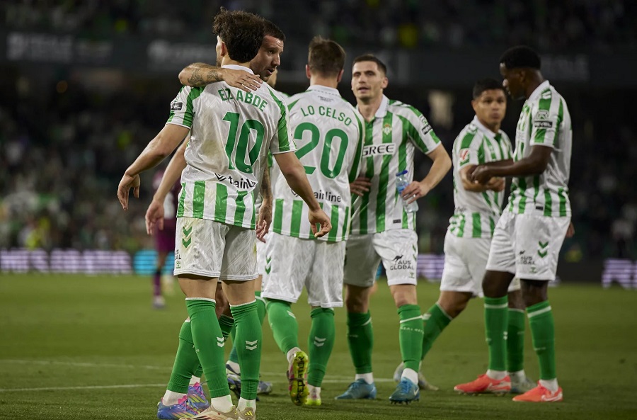Dự đoán Real Betis vs Fiorentina, 2h00 ngày 2/5, Conference League 2024/25