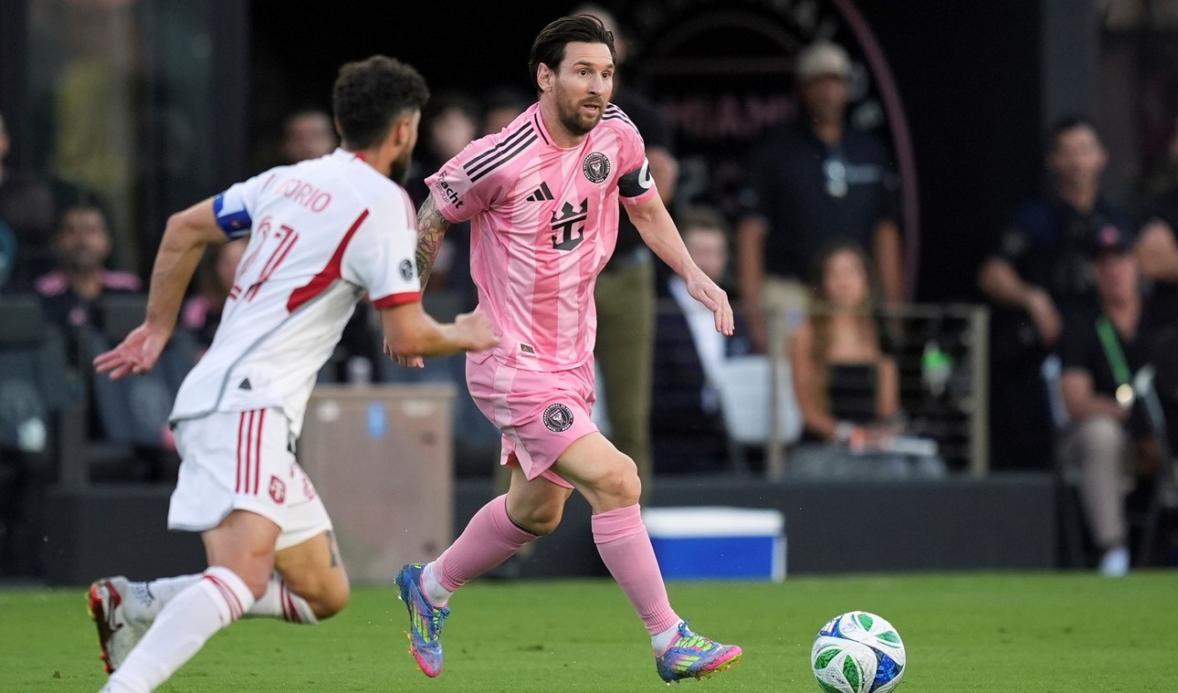 Trực tiếp Inter Miami vs New York RB: Messi ghi bàn thứ tư