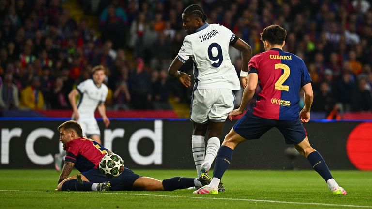 Lời nguyền bất ngờ có thể giúp Barca vào chung kết Champions League