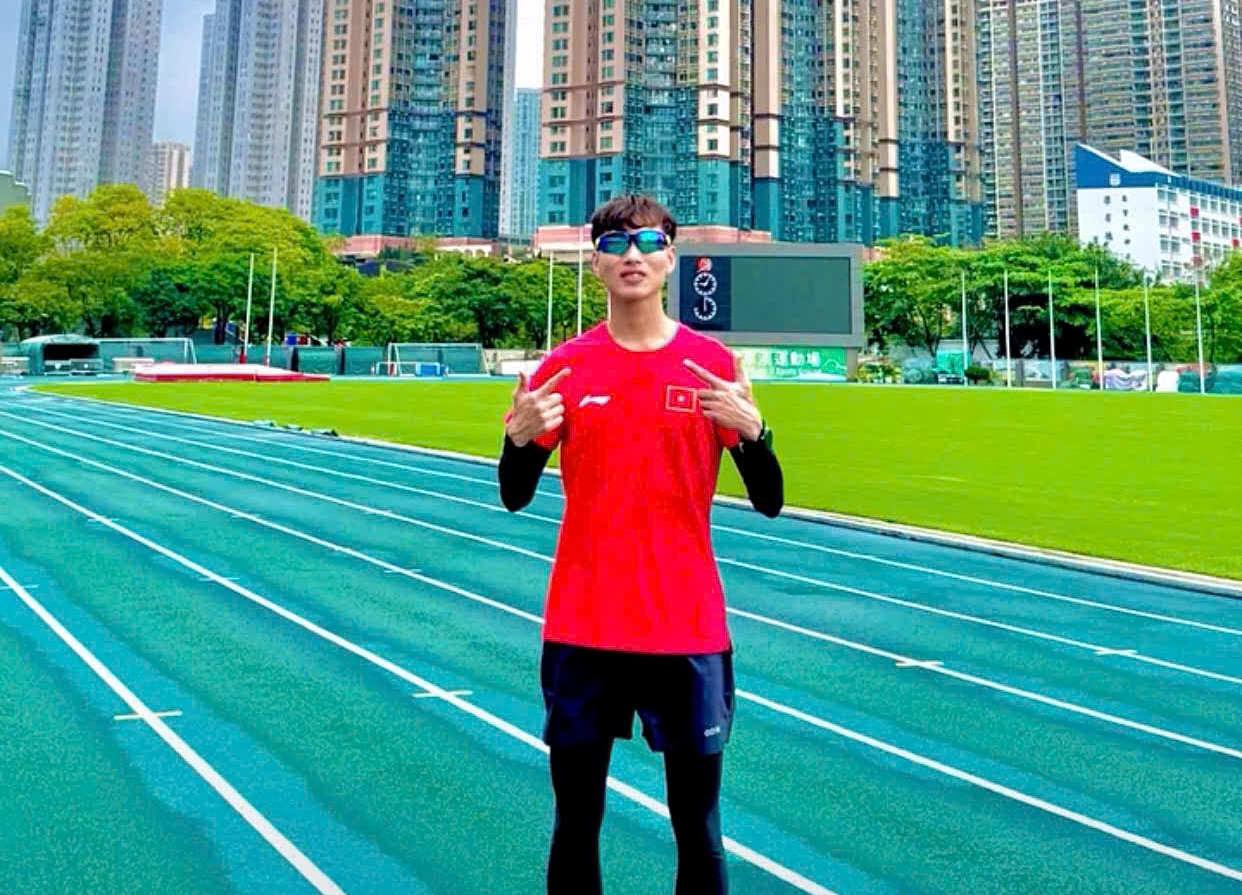 Cựu vô địch điền kinh SEA Games từng "mất tích" Lê Tiến Long giành HCV ở giải Hong Kong