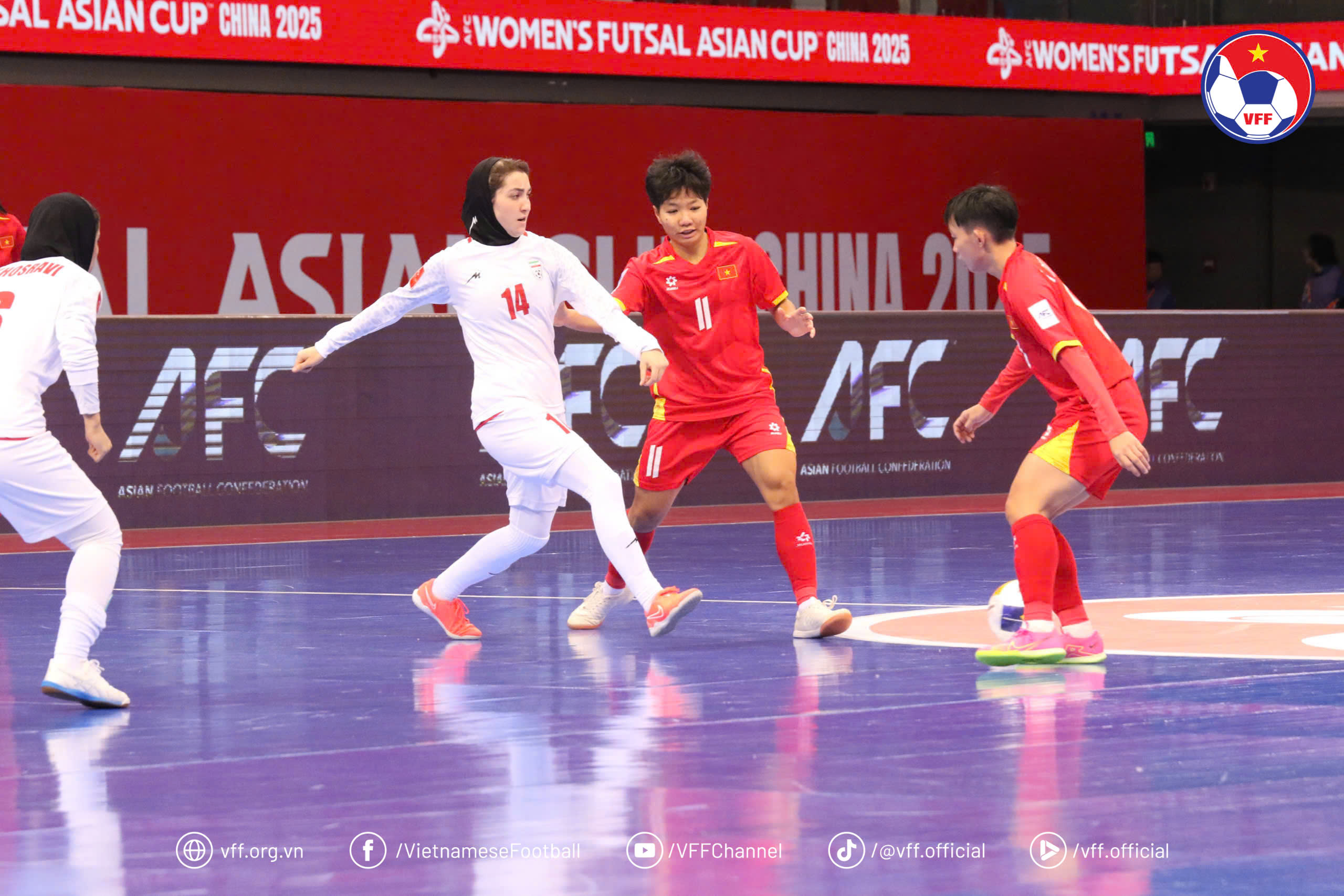 Iran đẩy Việt Nam vào thế khó tìm vé dự futsal nữ World Cup dù đứng đầu bảng