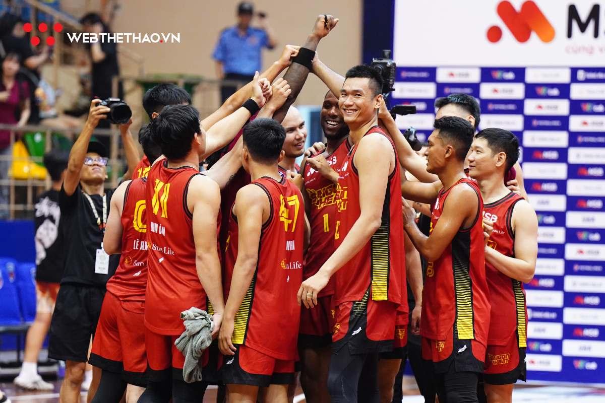 Saigon Heat đại thắng trận mở m&agrave;n VBA 2025, hạ gục đối thủ Philippines với c&aacute;ch biệt 23 điểm