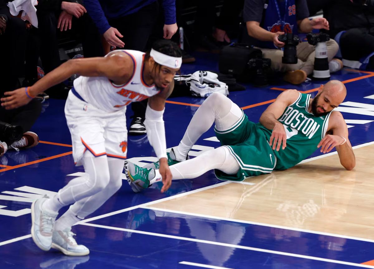 Biến Celtics thành cựu vương NBA, New York Knicks lần đầu vào chung kết miền sau 25 năm chờ đợi Biến Celtics thành cựu vương NBA, New York Knicks lần đầu vào chung kết miền sau 25 năm chờ đợi