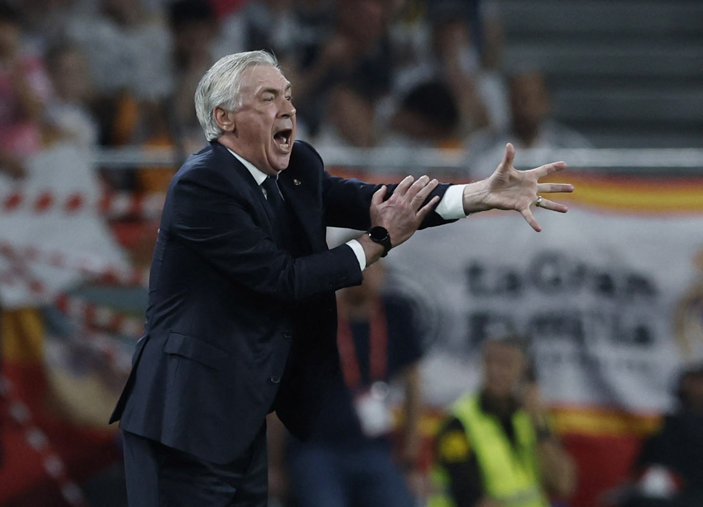 Danh sách đầu tiên của Ancelotti với tuyển Brazil bao gồm cả Neymar