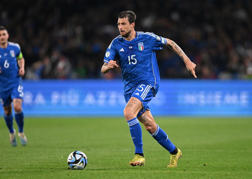 Tuyển Italia gọi trở lại lão tướng 37 tuổi để đối đầu Haaland ở vòng loại World Cup Tuyển Italia gọi trở lại lão tướng 37 tuổi để đối đầu Haaland ở vòng loại World Cup