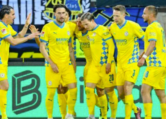 Nhận định bóng đá Braunschweig vs Saarbrucken: Tự tin trụ hạng