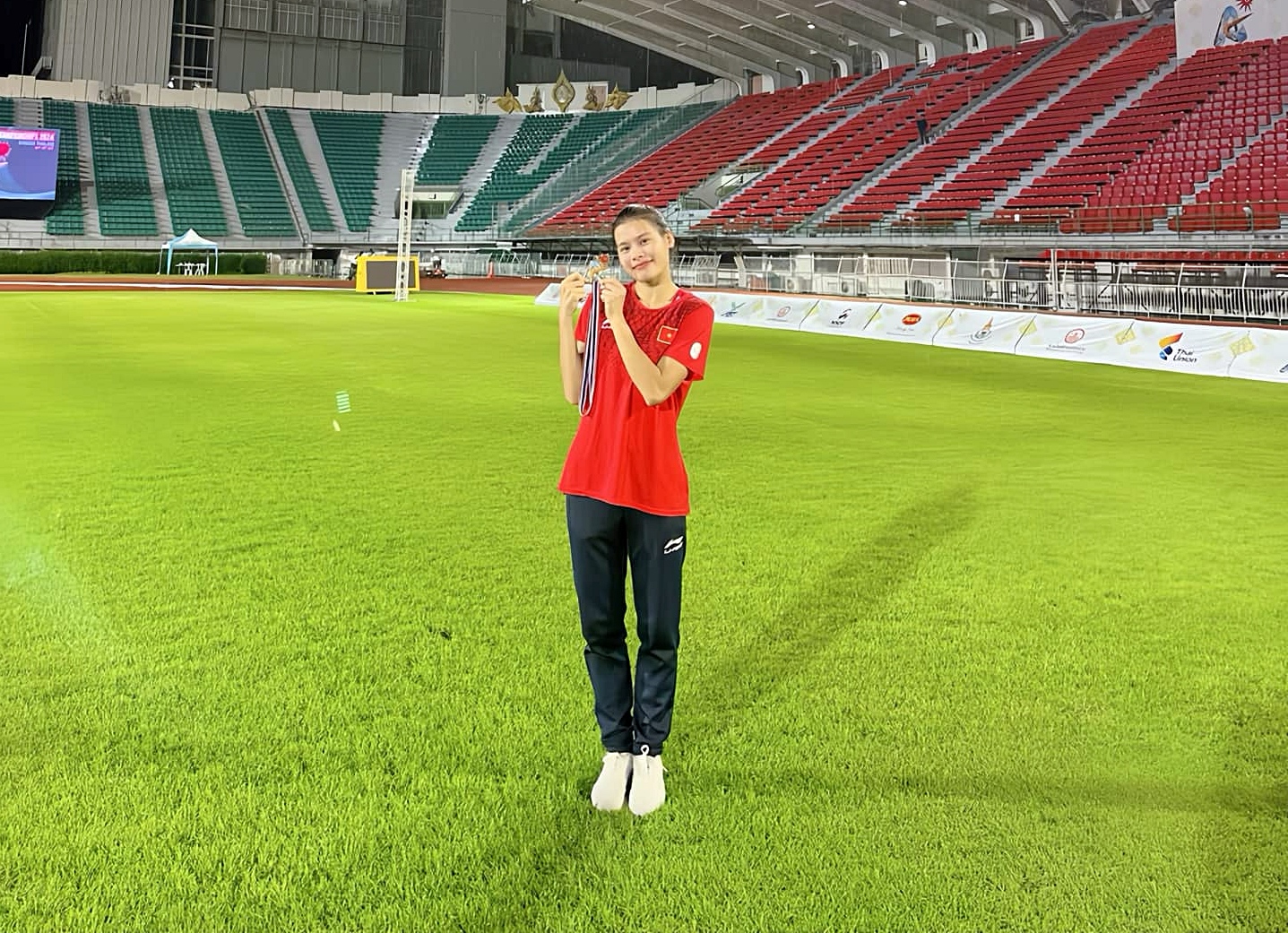 Ngọc "Burrin" giành quyền vào chạy chung kết 400m nữ Vô địch điền kinh châu Á 2025