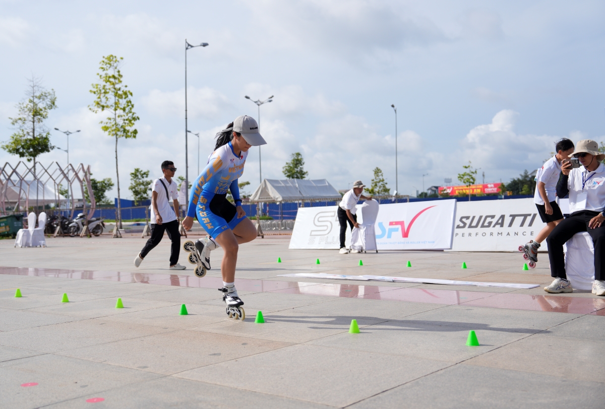 Giải V&ocirc; địch trẻ Roller Sports quốc gia 2025 hạ m&agrave;n với kết quả ganh đua bất ngờ kịch t&iacute;nh