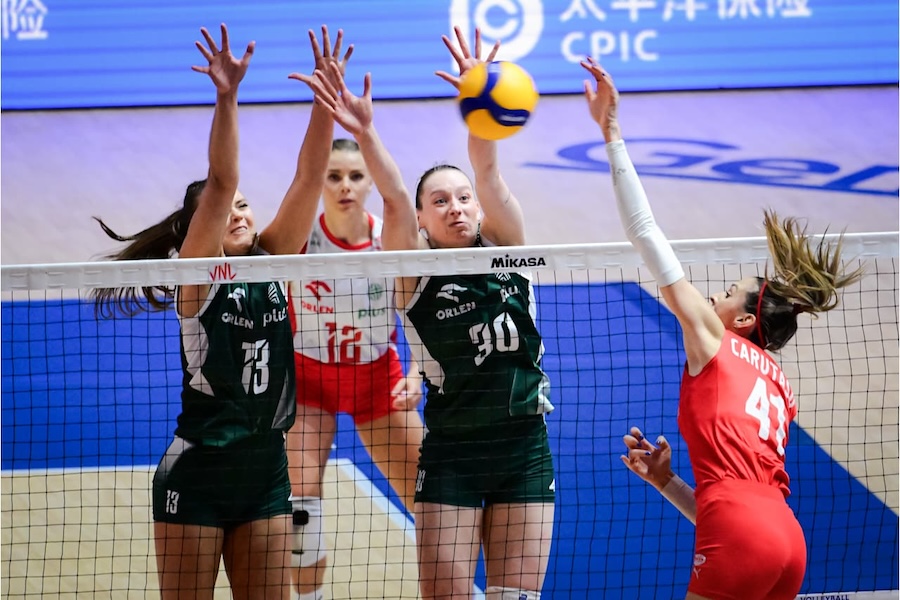 Nghẹt thở trận Derby bóng chuyền nữ Châu Âu VNL 2025 giữa Ba Lan và Thổ Nhĩ Kỳ