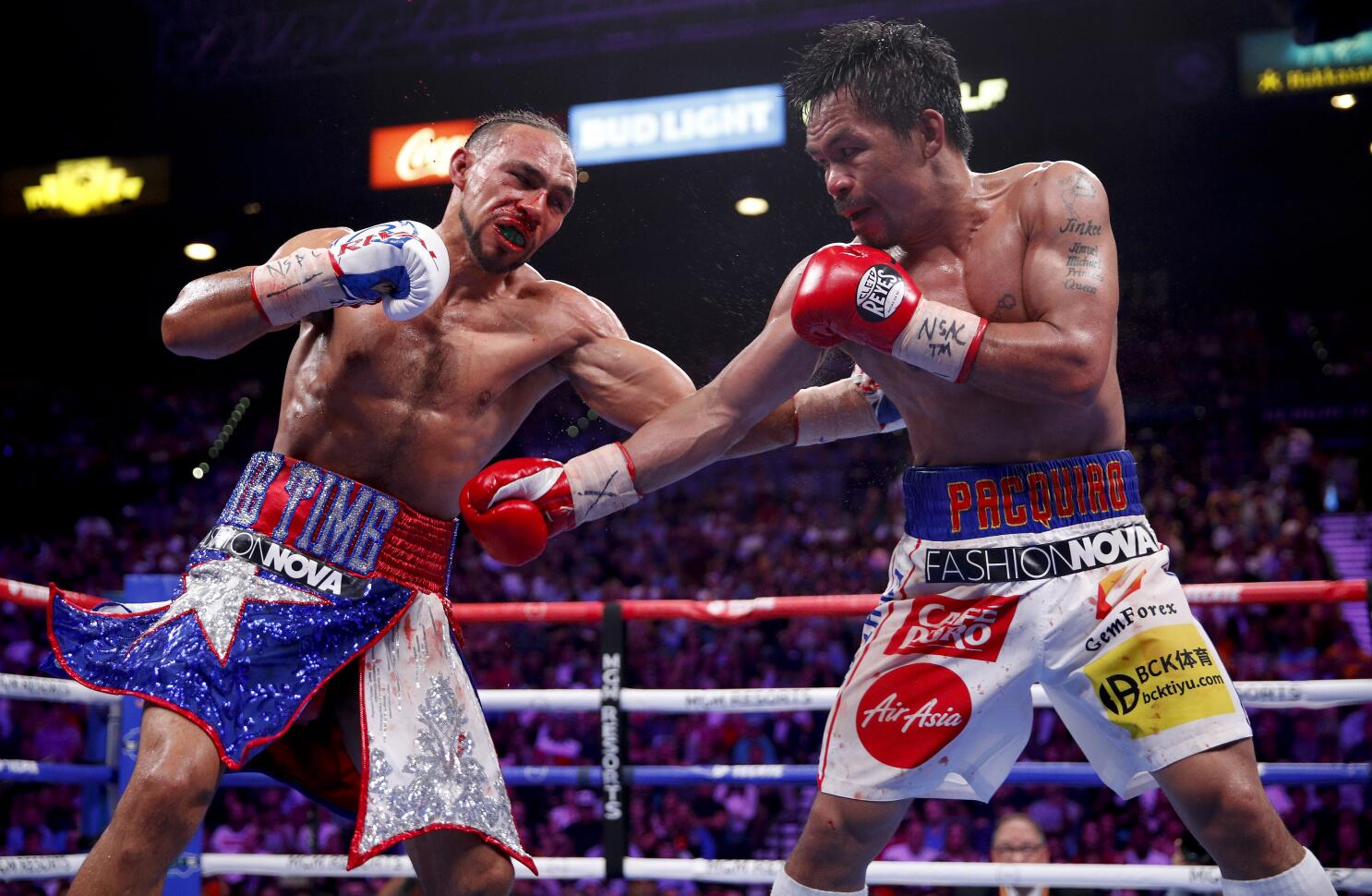 Đối thủ cũ nhận định bất ngờ về cú đấm của Manny Pacquiao và Mario Barrios
