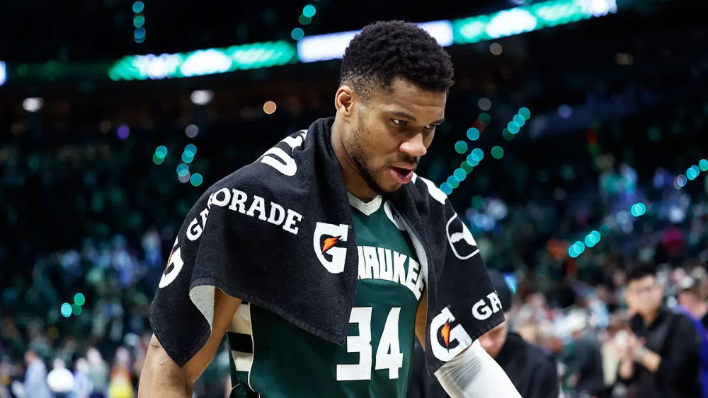 Chuyển nhượng NBA: Những tin đồn Giannis Antetokounmpo "đi săn nhẫn"… bất ngờ biến mất?
