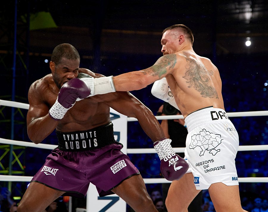 Oleksandr Usyk chạm kỳ tích độc nhất vô nhị nếu hạ Daniel Dubois