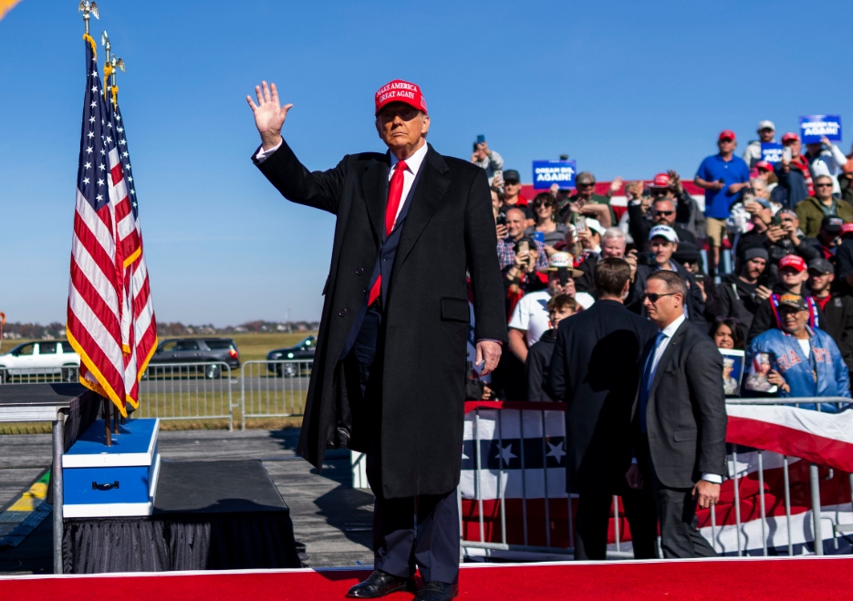 TT Donald Trump định tổ chức UFC ở Nhà Trắng nhân dịp Quốc khánh Mỹ