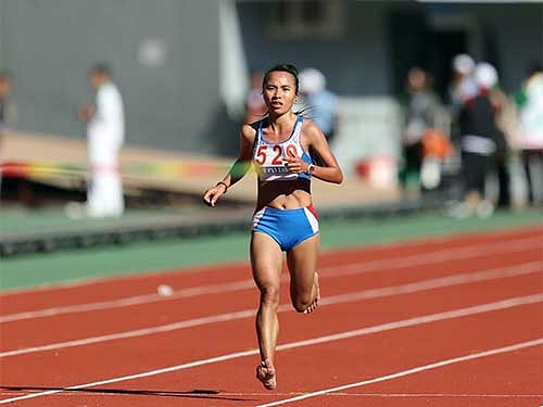 VIDEO k&yacute; ức SEA Games: Phạm Thị B&igrave;nh chạy ch&acirc;n đất ra HCV v&agrave; kỷ lục để đời
