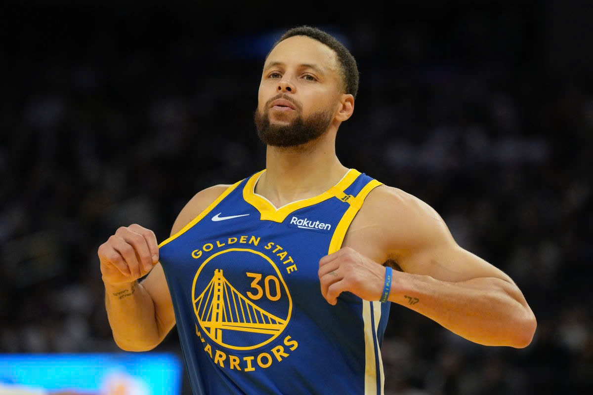 Chuyển nhượng NBA: Stephen Curry &ldquo;thả hint&rdquo; về bản hợp đồng tiếp theo của Golden State Warriors?