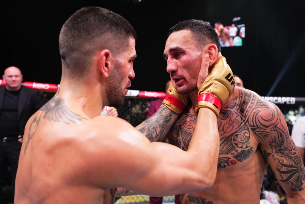 Max Holloway hạ thấp chuỗi thắng của Ilia Topuria: Liệu có quá lời?
