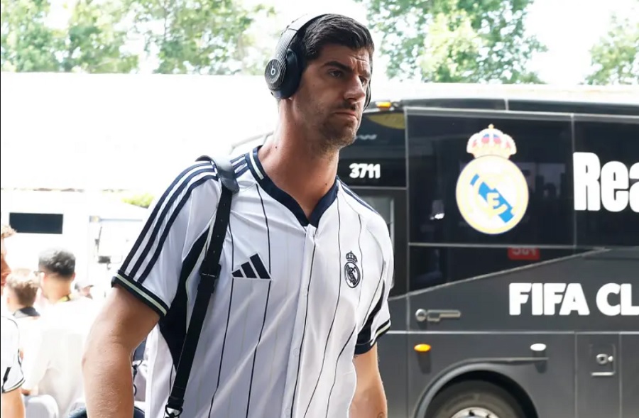 Chuyển nhượng Real Madrid mới nhất 2025: Real Madrid gia hạn với Courtois