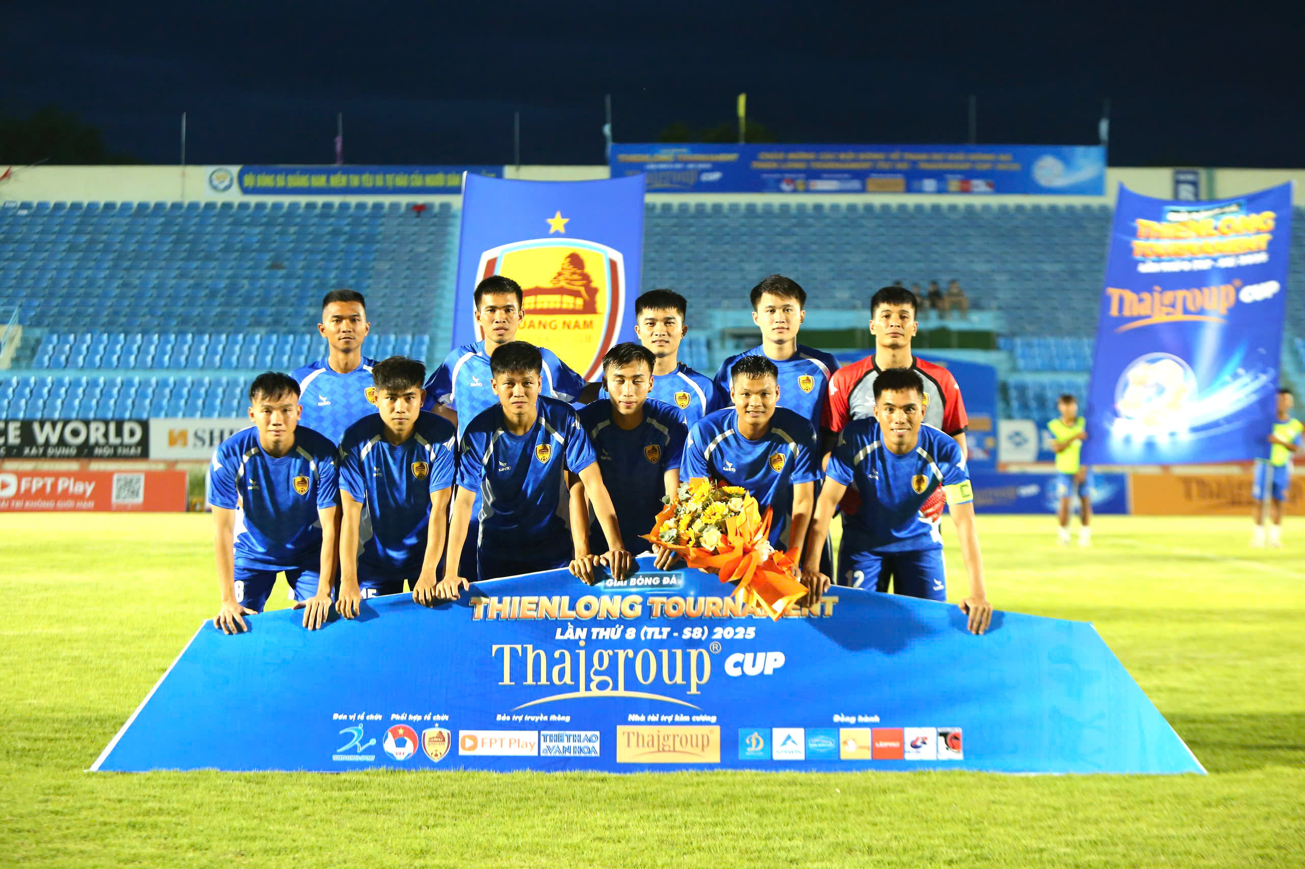 CLB Quảng Nam rã đám, chờ ngày bị “xóa” khỏi V.League CLB Quảng Nam rã đám, chờ ngày bị “xóa” khỏi V.League