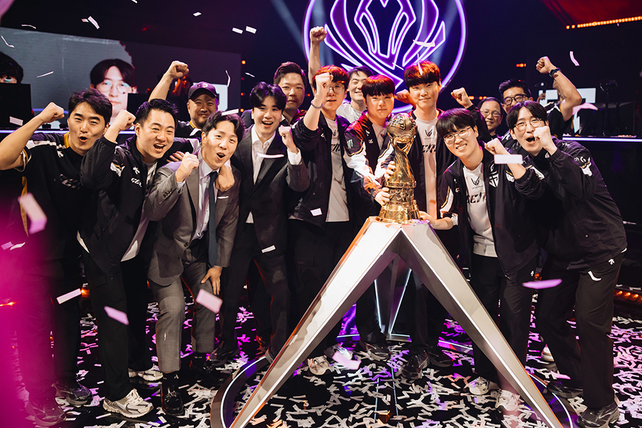 Lịch thi đấu LCK h&ocirc;m nay 23/7: GEN vs HLE