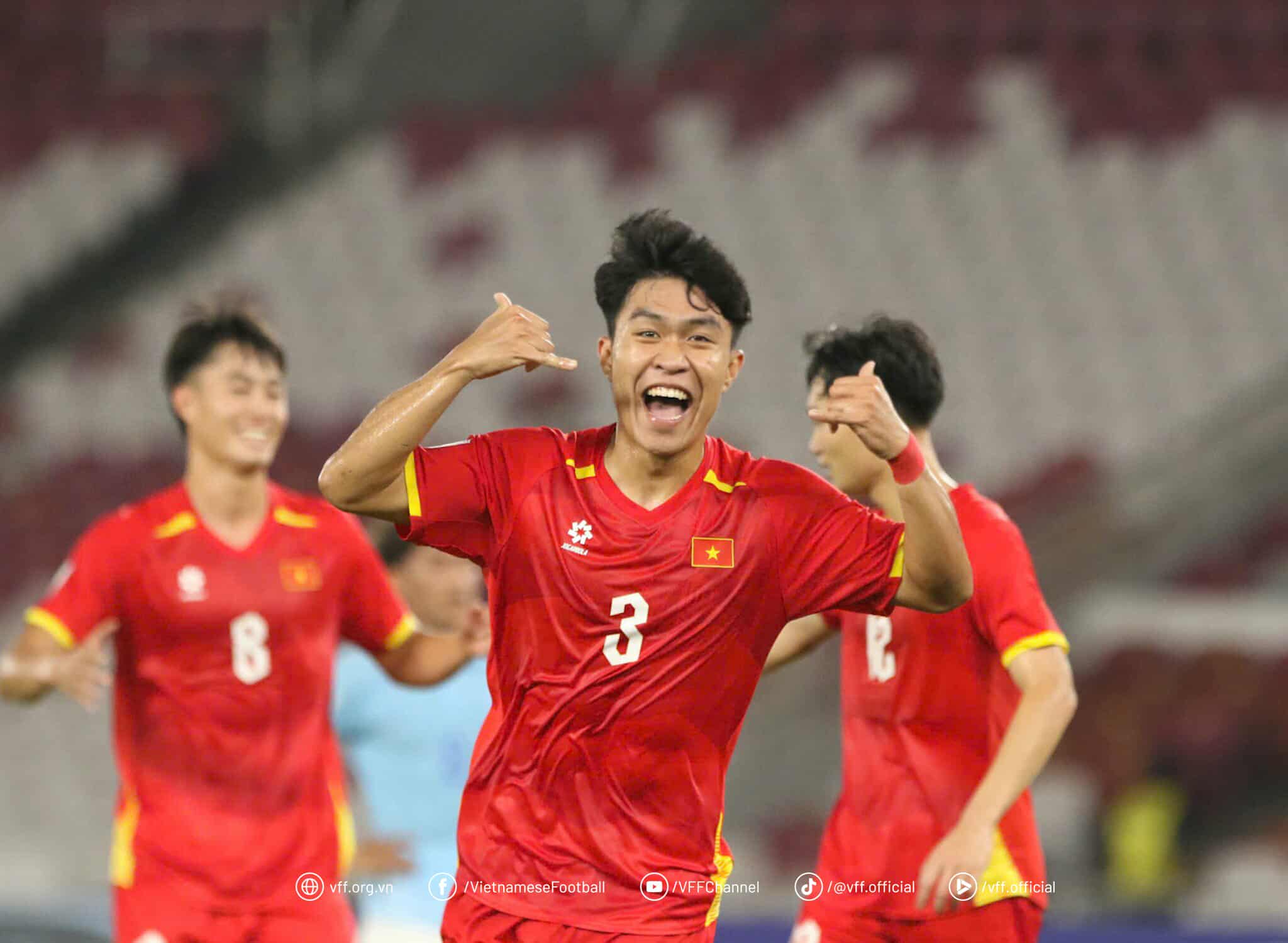 Thắng chật vật U23 Campuchia, U23 Việt Nam vào bán kết U23 Đông Nam Á 2025 Thắng chật vật U23 Campuchia, U23 Việt Nam vào bán kết U23 Đông Nam Á 2025