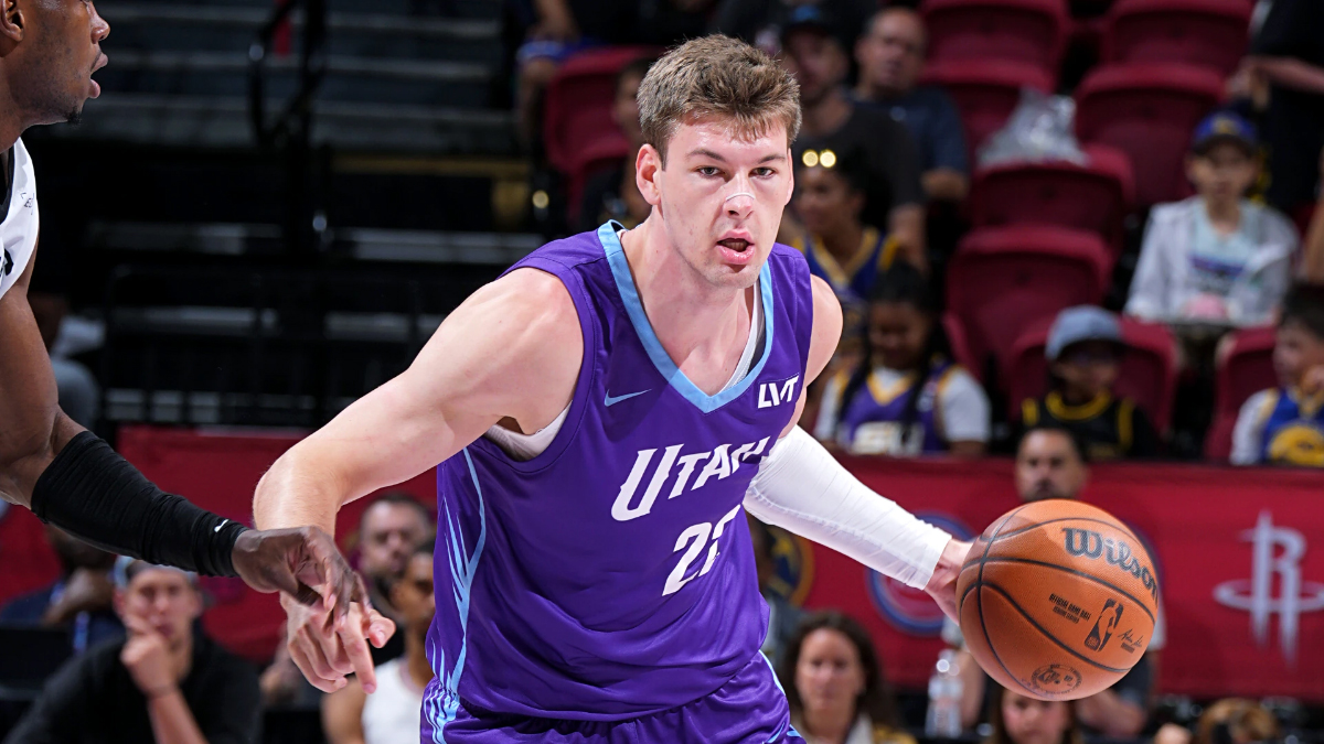 Ghi gần 30 điểm mỗi trận, tài năng trẻ Kyle Filipowski trở thành MVP NBA Summer League 2025