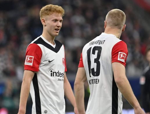 Nhận định bóng đá Frankfurt vs Aston Villa: Bất ngờ từ cửa dưới