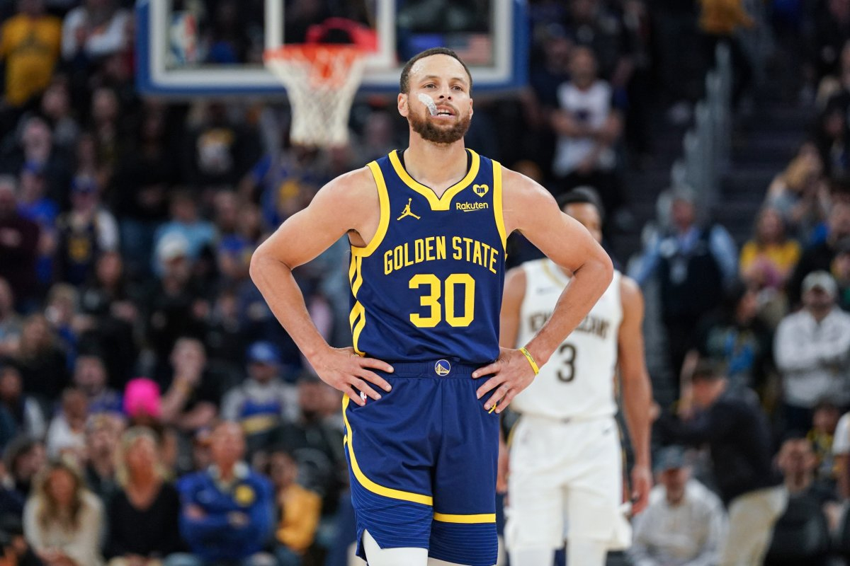 Golden State Warriors “bất động” trên thị trường chuyển nhượng NBA: Tất cả là tại Kuminga? Golden State Warriors “bất động” trên thị trường chuyển nhượng NBA: Tất cả là tại Kuminga?