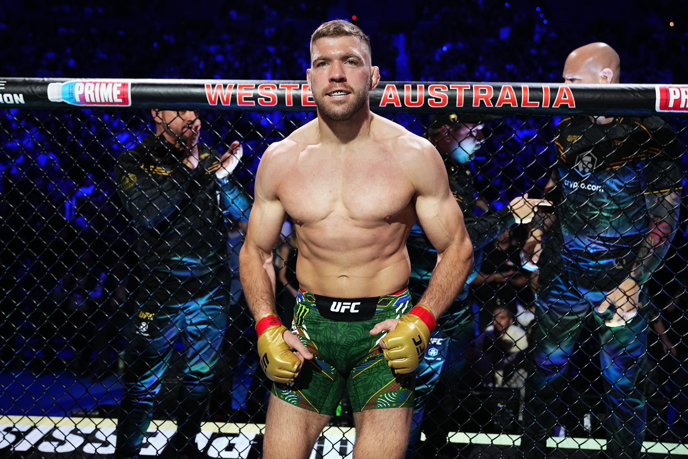 Mức cân khủng khiếp Dricus Du Plessis phải giảm để thi đấu ở UFC 319