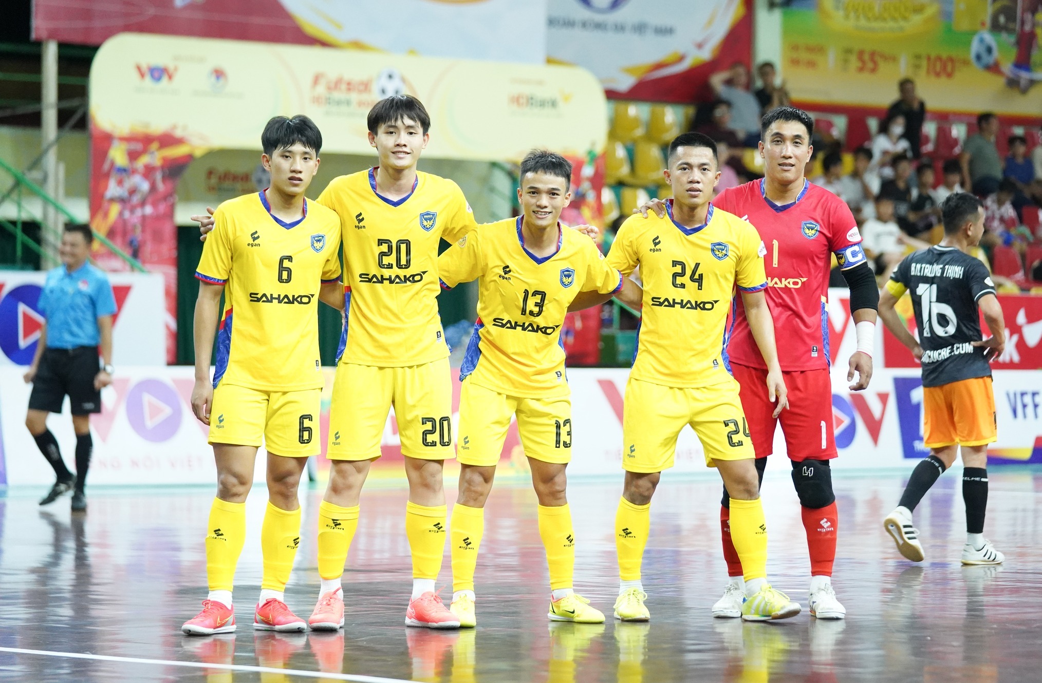 Lộ diện 4 đội bóng giành vé vào bán kết futsal Cúp QG 2025