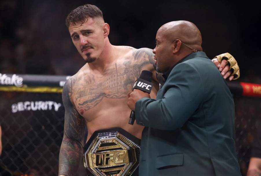 Tom Aspinall "chán ngấy" Jon Jones, đấu ở UFC Nhà trắng cũng không cần