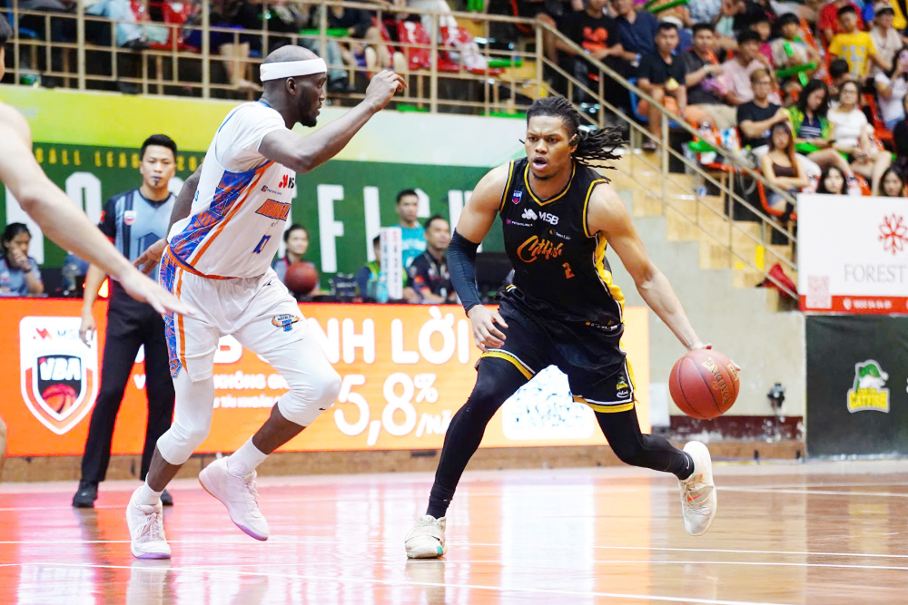 Cantho Catfish gục ngã trước Hanoi Buffaloes, cuộc đua Playoffs VBA 2025 thêm kịch tính Cantho Catfish gục ngã trước Hanoi Buffaloes, cuộc đua Playoffs VBA 2025 thêm kịch tính