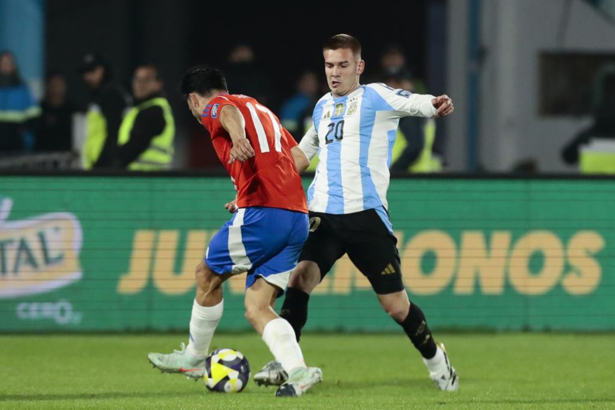 Danh s&aacute;ch sơ bộ của đội tuyển Argentina: 4 ng&ocirc;i sao vắng mặt v&agrave; 1 bất ngờ