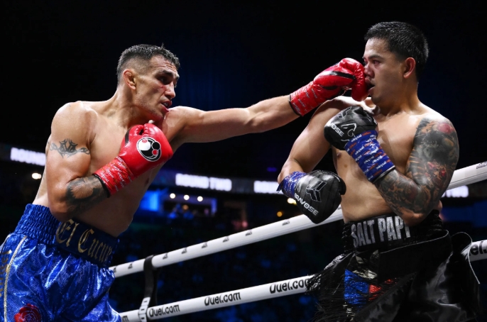 Tony Ferguson KO đối thủ ngày ra mắt Boxing: Chiến thắng đầu tiên sau 5 năm