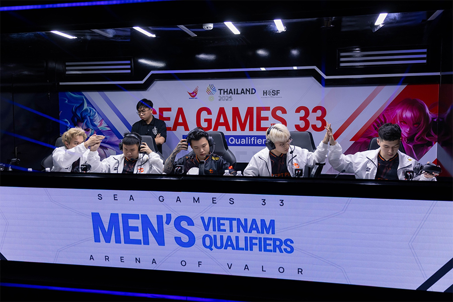 FPT x Flash vô địch vòng loại SEA Games 33 Liên Quân Việt Nam