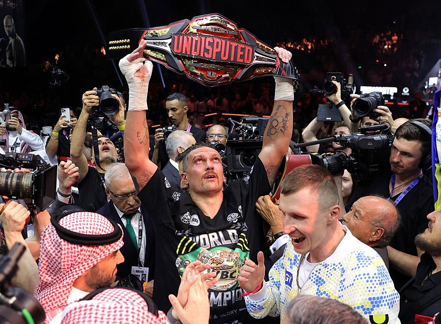 WBO ra phán quyết về vụ Oleksandr Usyk chấn thương vẫn nhảy múa